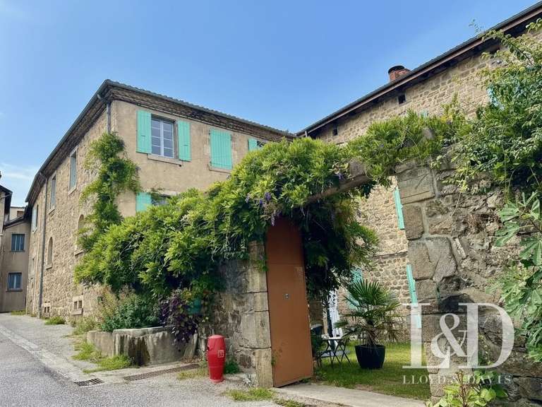 Maison Lamastre - 30 chambres - 1490m²