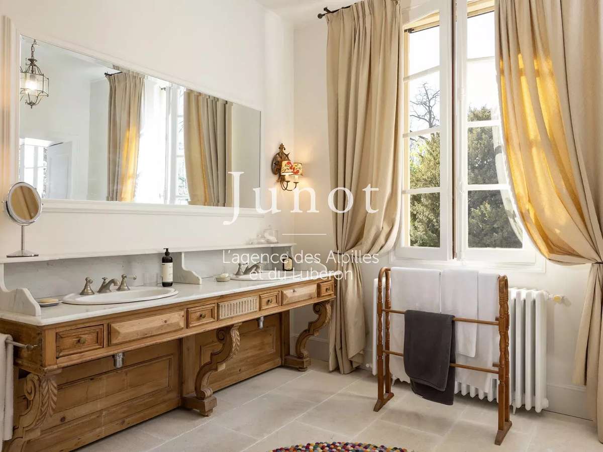 House Arles