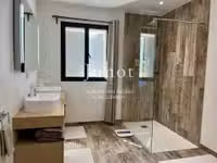 Location maison 8 pièces