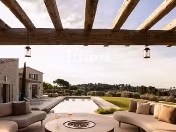 Location maison 9 pièces