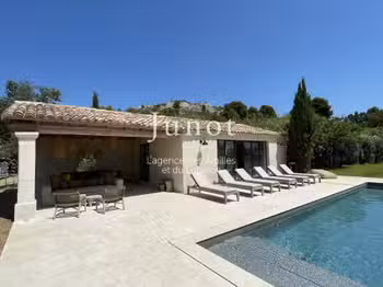 Location maison 15 pièces