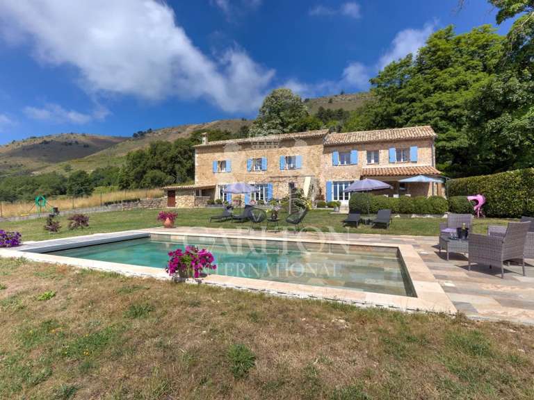 House Tourrettes-sur-Loup - 5 bedrooms - 250m²