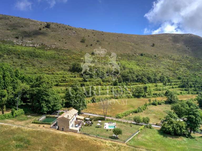 House Tourrettes-sur-Loup - 5 bedrooms - 250m²