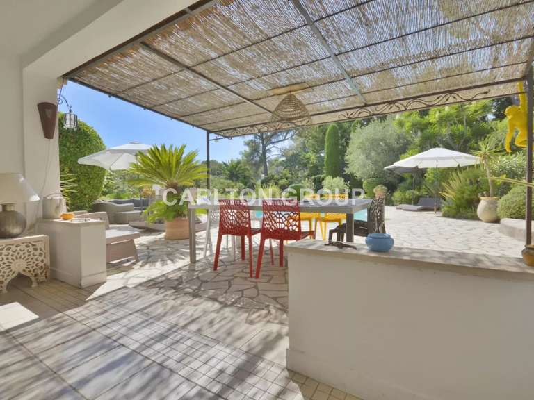 Villa Biot - 4 chambres - 260m²