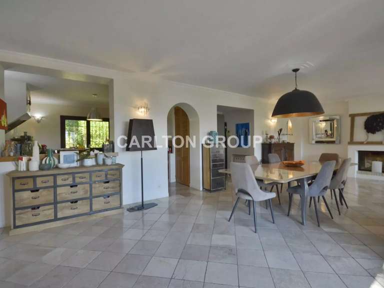 Villa Biot - 4 chambres - 260m²