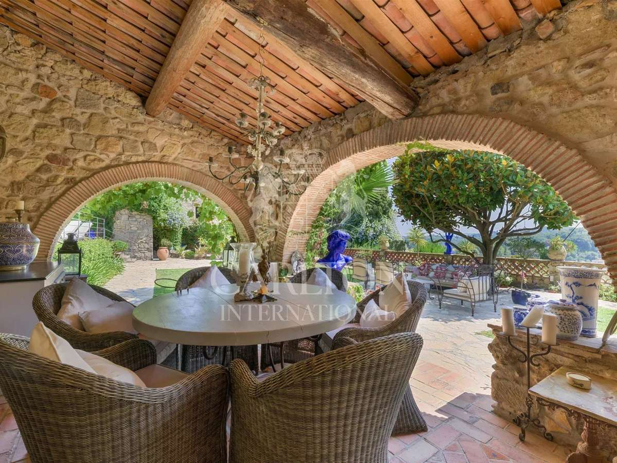 Maison Biot