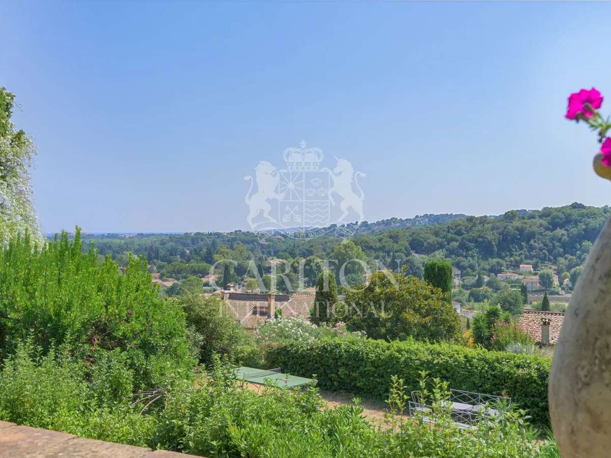 Maison Biot