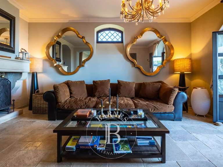 Castle Oletta - 7 bedrooms - 420m²