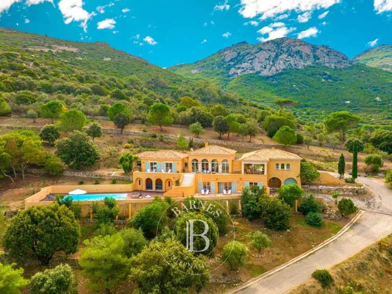 Villa with Sea view Calvi - 5 bedrooms - 300m²