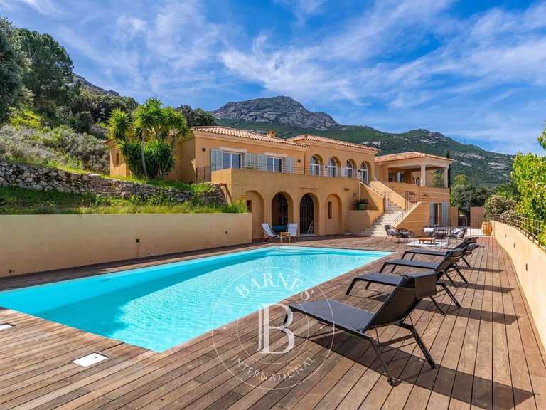 Villa with Sea view Calvi - 5 bedrooms - 300m²