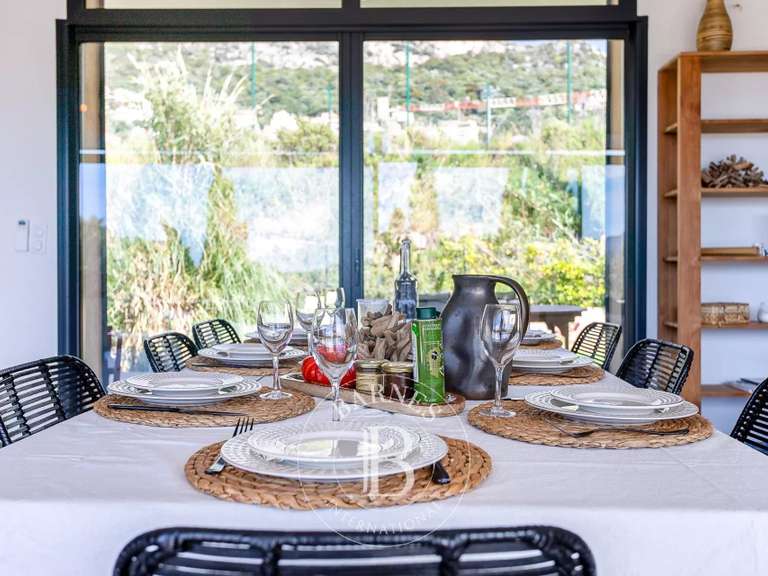 Villa Lumio - 5 bedrooms - 2198m²