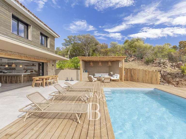 Villa Zonza - 4 bedrooms - 229m²