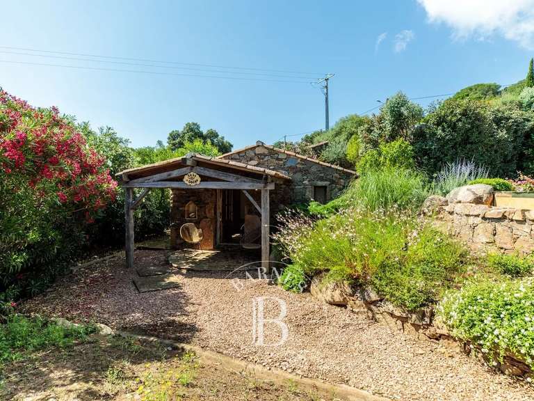 Villa Porto-Vecchio - 3 bedrooms - 100m²