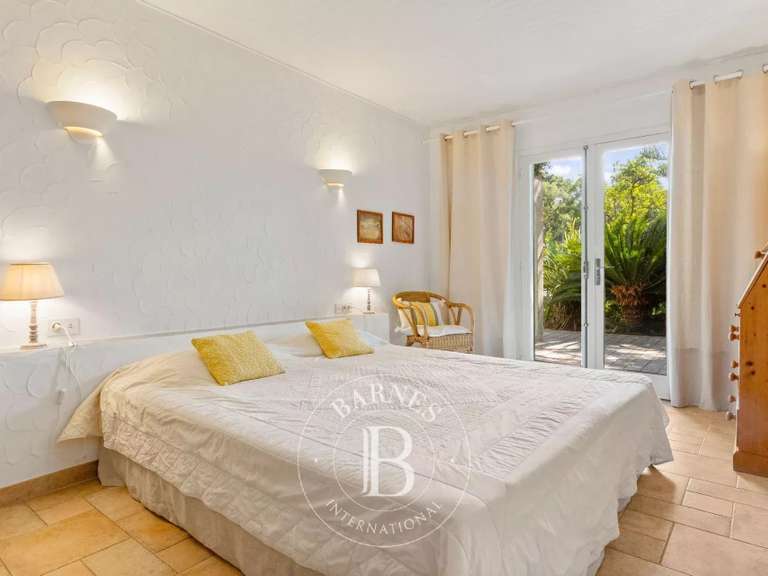 Villa Lecci - 5 bedrooms - 250m²