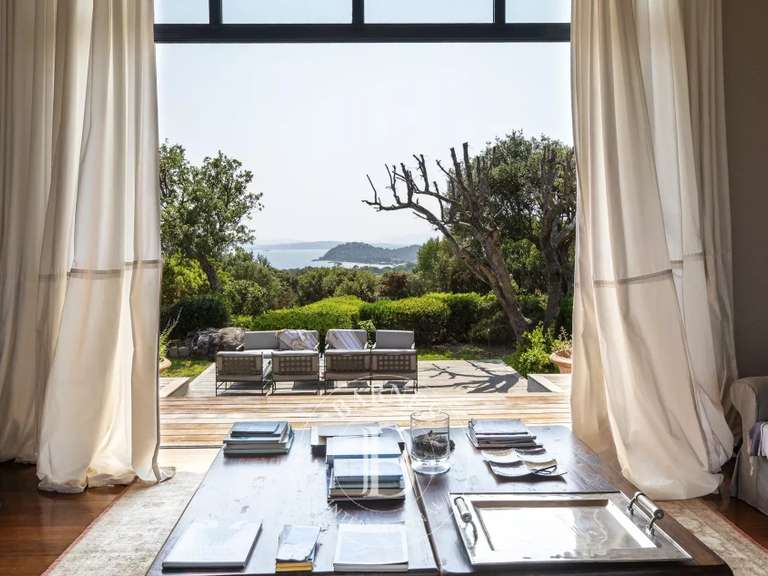 Villa Porto-Vecchio - 6 bedrooms - 260m²