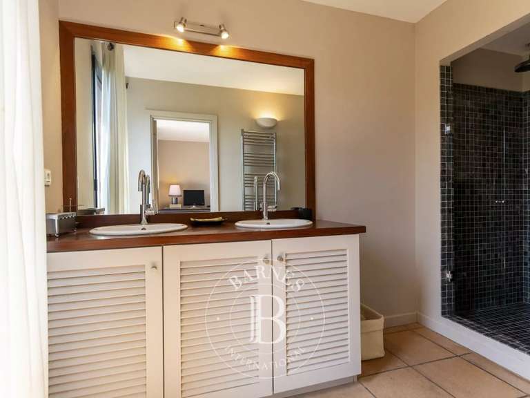 Villa Porto-Vecchio - 6 bedrooms - 260m²