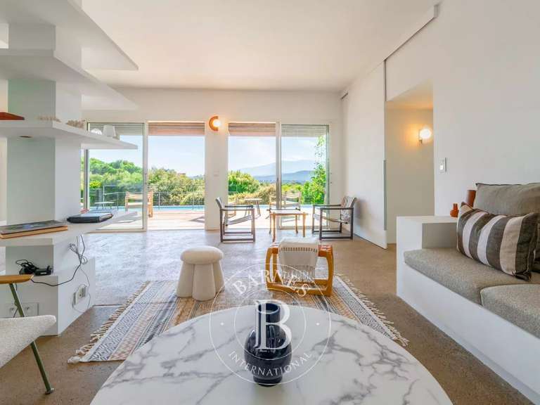 Villa Porto-Vecchio - 5 bedrooms - 170m²