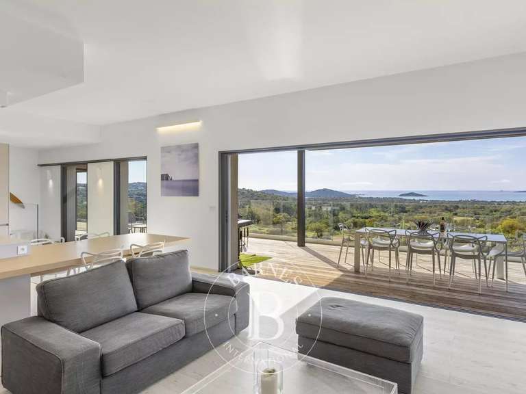 Villa with Sea view Lecci - 4 bedrooms - 175m²