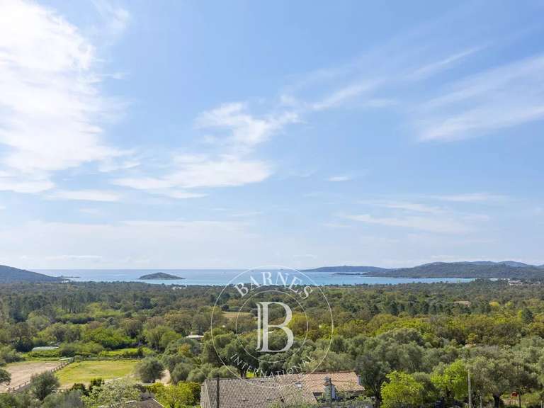Villa with Sea view Lecci - 4 bedrooms - 175m²