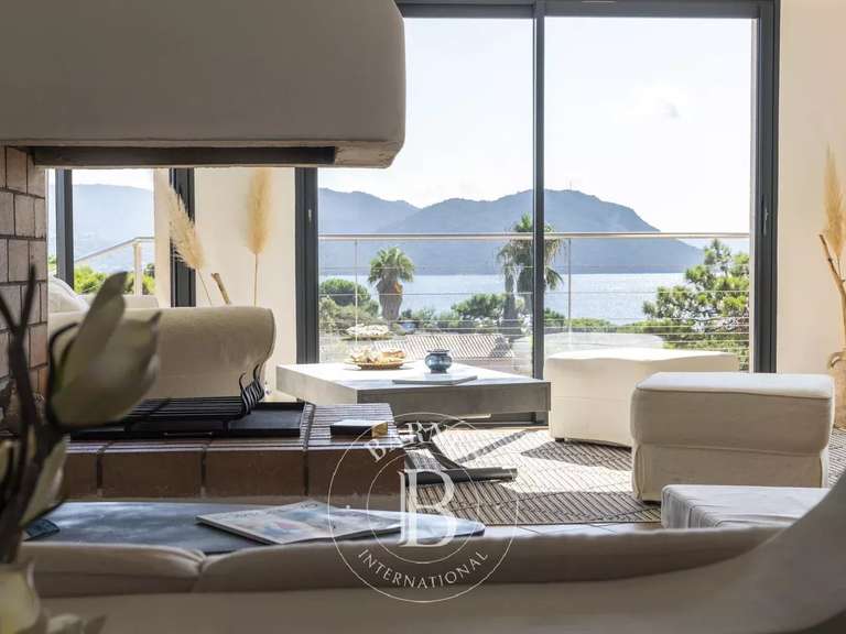 Villa with Sea view Lecci - 4 bedrooms - 160m²