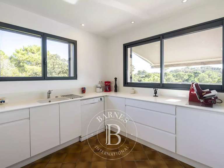 Villa with Sea view Lecci - 4 bedrooms - 160m²