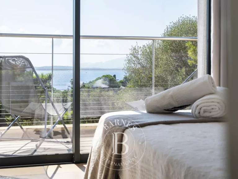 Villa with Sea view Lecci - 4 bedrooms - 160m²