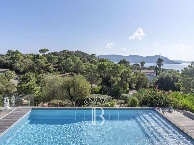 Villa with Sea view Lecci - 4 bedrooms - 160m²