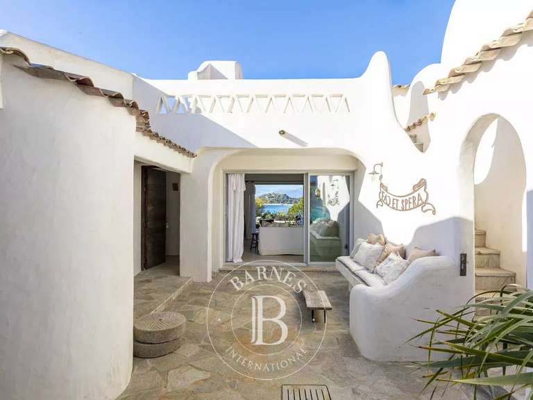 Villa with Sea view Lecci - 5 bedrooms - 150m²