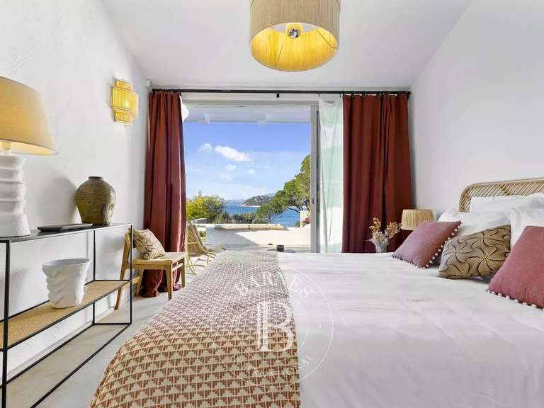 Villa with Sea view Lecci - 5 bedrooms - 150m²