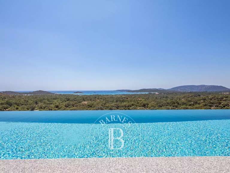 Villa with Sea view Lecci - 7 bedrooms - 400m²