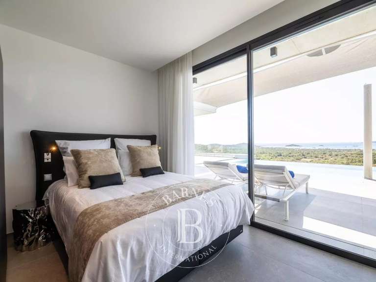 Villa with Sea view Lecci - 7 bedrooms - 400m²