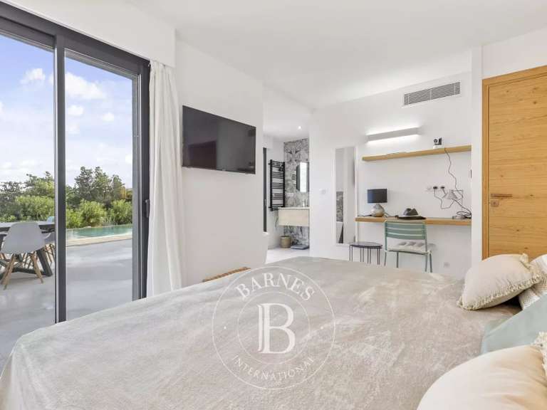 Villa Porto-Vecchio - 5 bedrooms - 1373m²