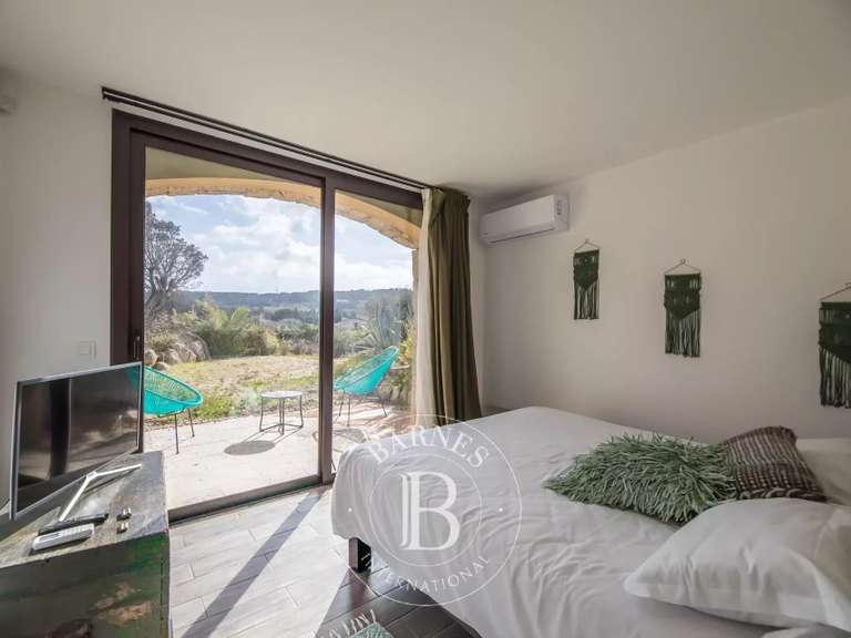 Villa with Sea view Bonifacio - 4 bedrooms - 198m²