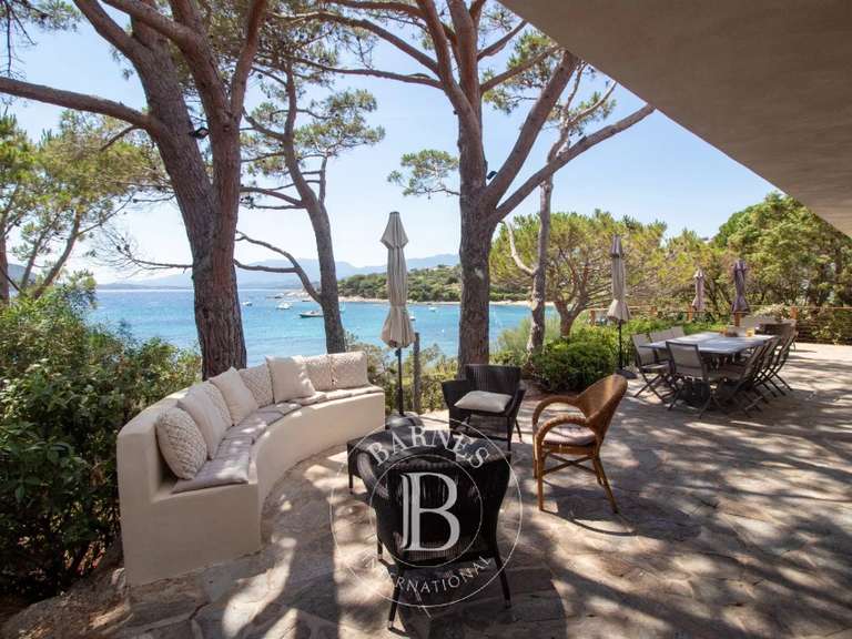 Villa with Sea view Lecci - 5 bedrooms - 200m²