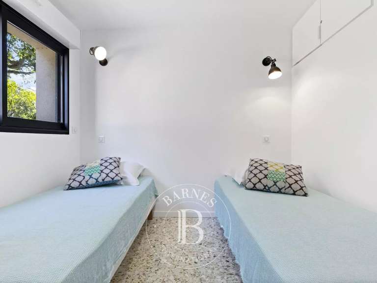 Villa Porto-Vecchio - 6 bedrooms - 220m²