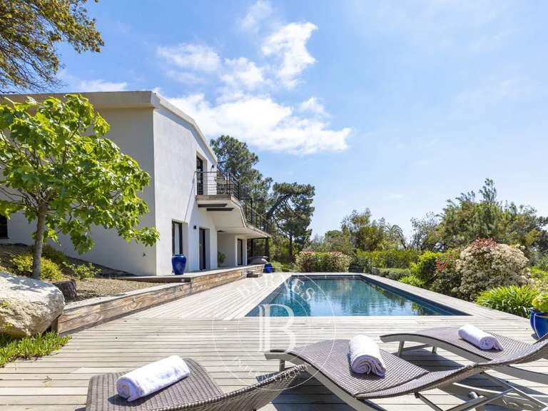 Villa Porto-Vecchio - 6 bedrooms - 220m²