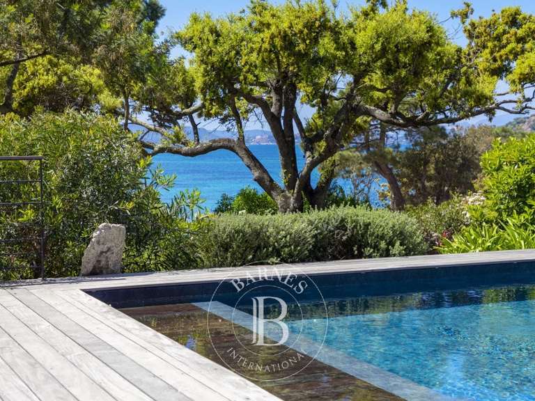 Villa Porto-Vecchio - 6 bedrooms - 220m²
