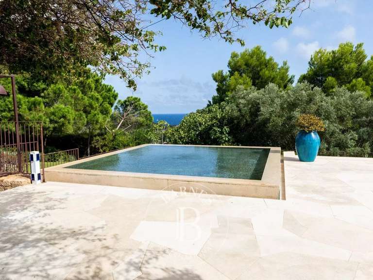 Villa with Sea view Bonifacio - 3 bedrooms - 420m²