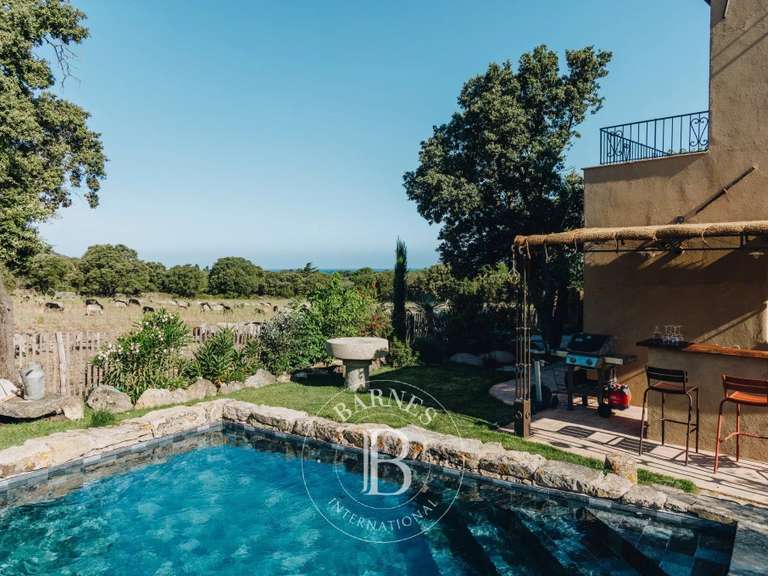 Villa L'Île-Rousse - 3 bedrooms - 120m²