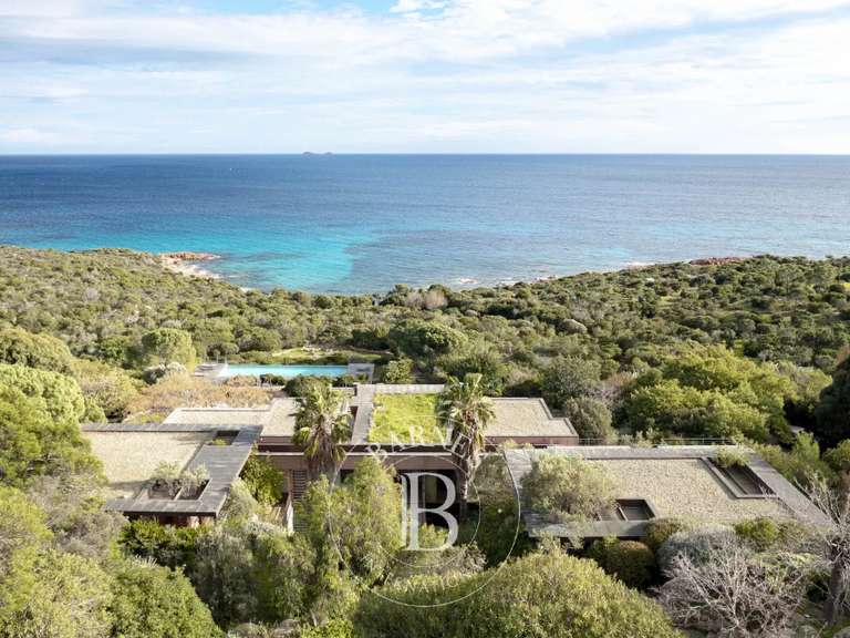 Villa with Sea view Porto-Vecchio - 7 bedrooms - 27431m²