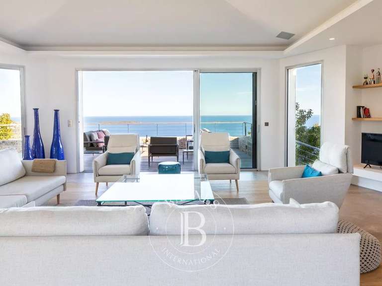 Villa with Sea view Porto-Vecchio - 7 bedrooms - 20000m²