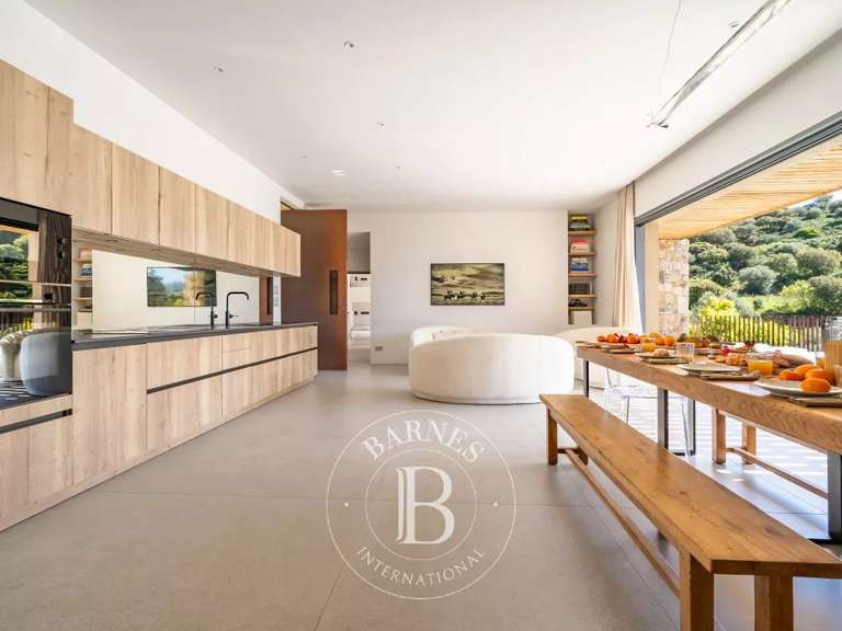 Villa L'Île-Rousse - 4 bedrooms - 150m²