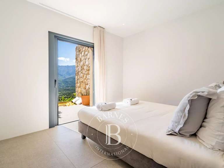 Villa L'Île-Rousse - 4 bedrooms - 150m²
