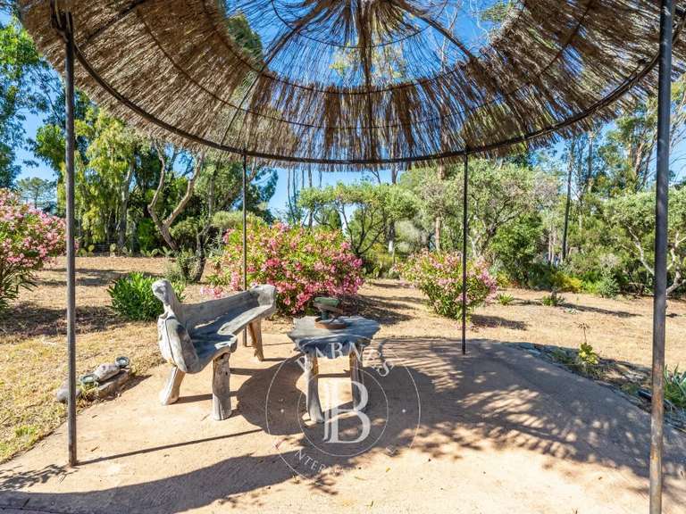 Villa avec Vue sur mer Saint-Florent - 8 chambres - 600m²