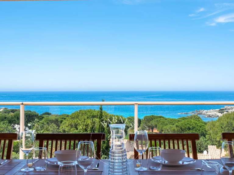 Villa L'Île-Rousse - 6 bedrooms - 247m²