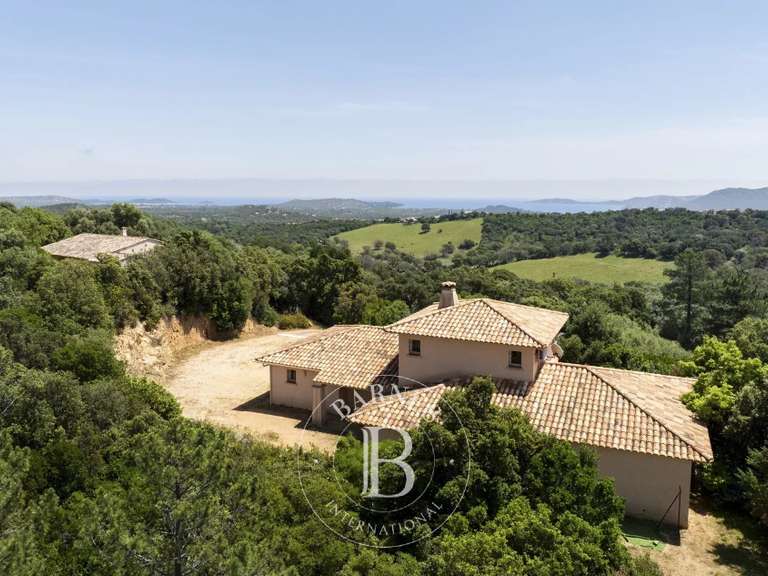Villa Porto-Vecchio - 5 chambres - 193m²