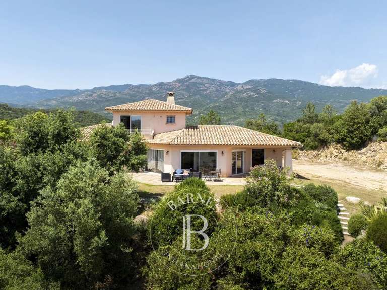 Villa Porto-Vecchio - 5 chambres - 193m²