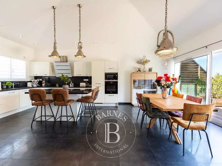 Villa Porto-Vecchio - 5 chambres - 350m²