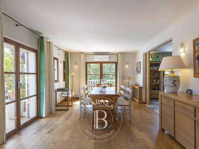 Villa avec Vue sur mer Sari-Solenzara - 1100m²