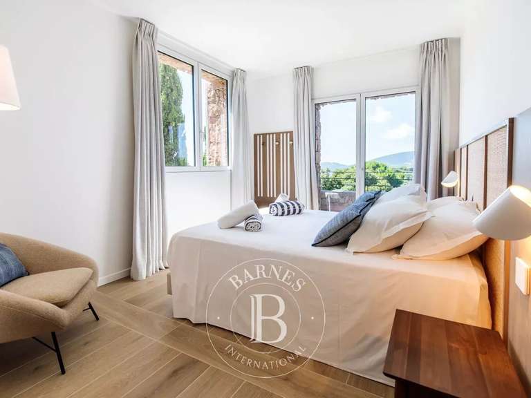 Villa with Sea view Lecci - 7 bedrooms - 295m²